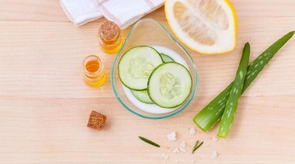 Best healthy skin tip is using the organic products for various benefits. Care should be taken to use any products extracted from natural resources as freshly as possible.