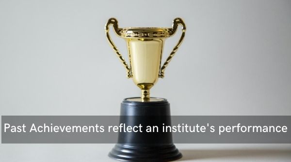 Past achievement records reflect the institute's performance and productivity which is an important tip to choose best IAS coaching institute