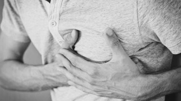 Heart diseases are bound to happen when there is so much sodium and MSG involved. This is also the side effect of Maggi.