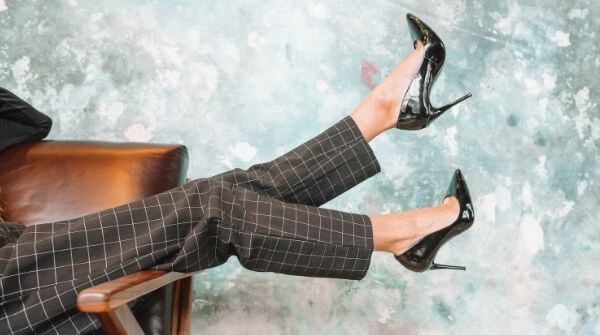A pair of footwear that comes under formal dress code and suitable to wear. Black footwear that suits every formal look.