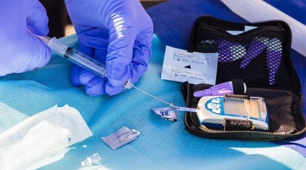 For, type 1 diabetes, patients will have lacked insulin in their bodies. Injecting insulin is helps to control diabetes.