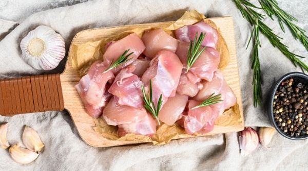 Chicken is a protein rich food without a doubt. Apart from being delicious it is super nutritious.
