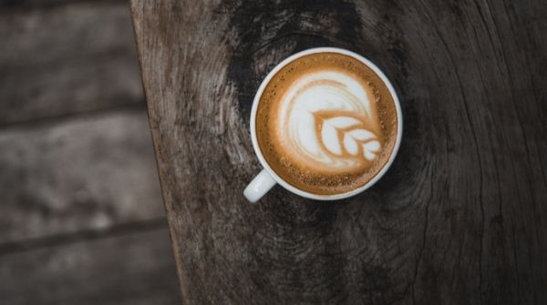 The caffeine content in the coffee will help to burn the fats and boost the metabolism in the body.