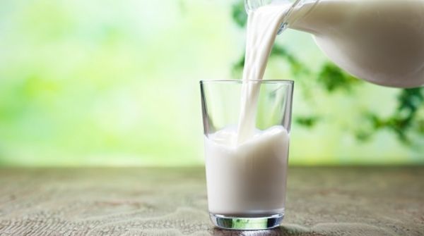 The list of protein rich food is incomplete without milk. It is the biggest source of protein in your diet.