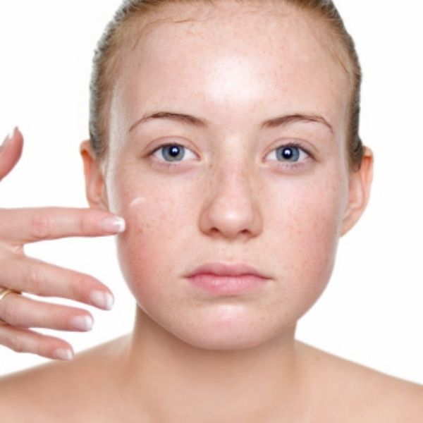 Primer is the first step in the party makeup looks. without this, the list is incomplete.