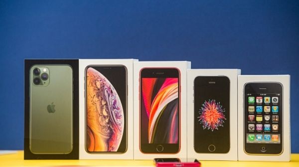 Apple has launched several iPhone since 2007. Also, they have revolutionized the market of mobile.