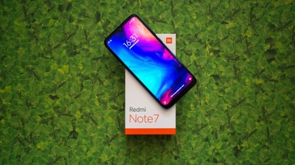 redmi note price is quite famous in the market for being pocket friendly.