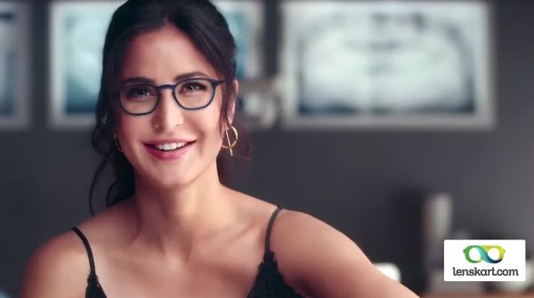 Lenskart has the latest spectacles (Specs) female variety frames for ladies/ womens.